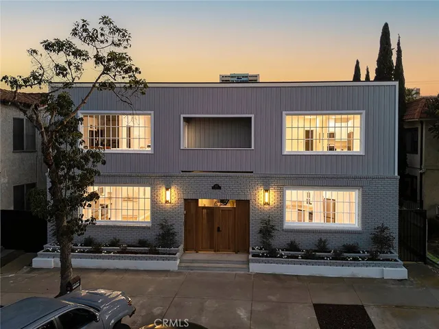 $2,600 | 1822 East 2nd, Unit 11, Long Beach, CA 90802