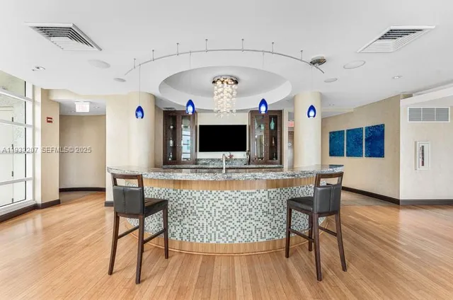 $4,200 | 253 Northeast 2nd Street, Unit 3309, Miami, FL 33132