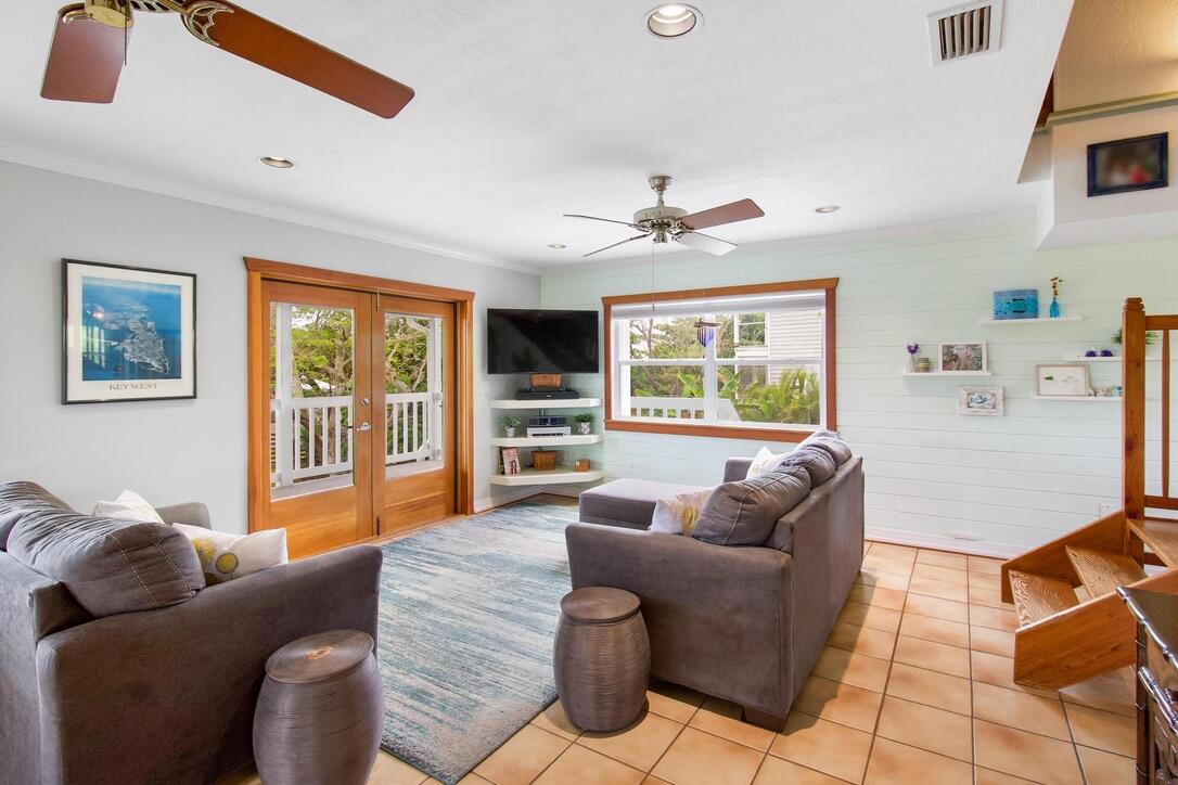 25057 7th Street Summerland Key, FL 33042 - Photo 23 of 43 a living room with furniture and a window