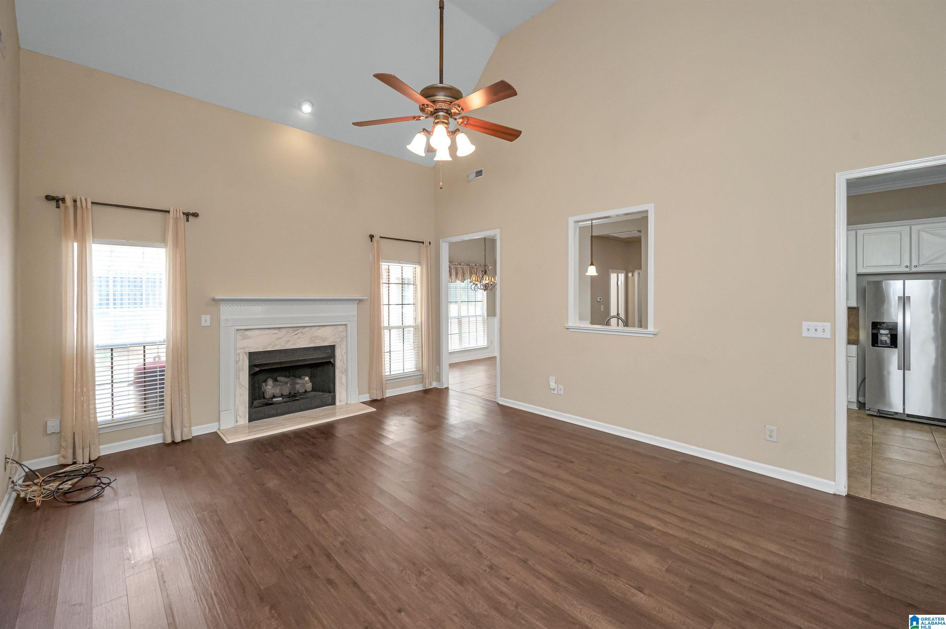 185 Grande View Parkway Alabaster, AL 35114 - Photo 5 of 40