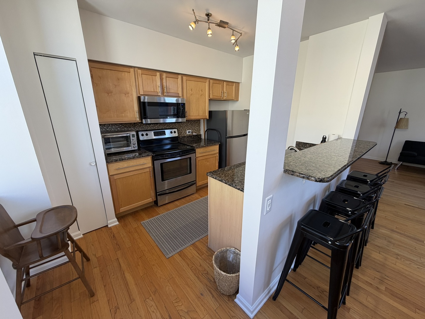 640 South Federal Street, Unit 808 Chicago, IL 60605 - Photo 2 of 33