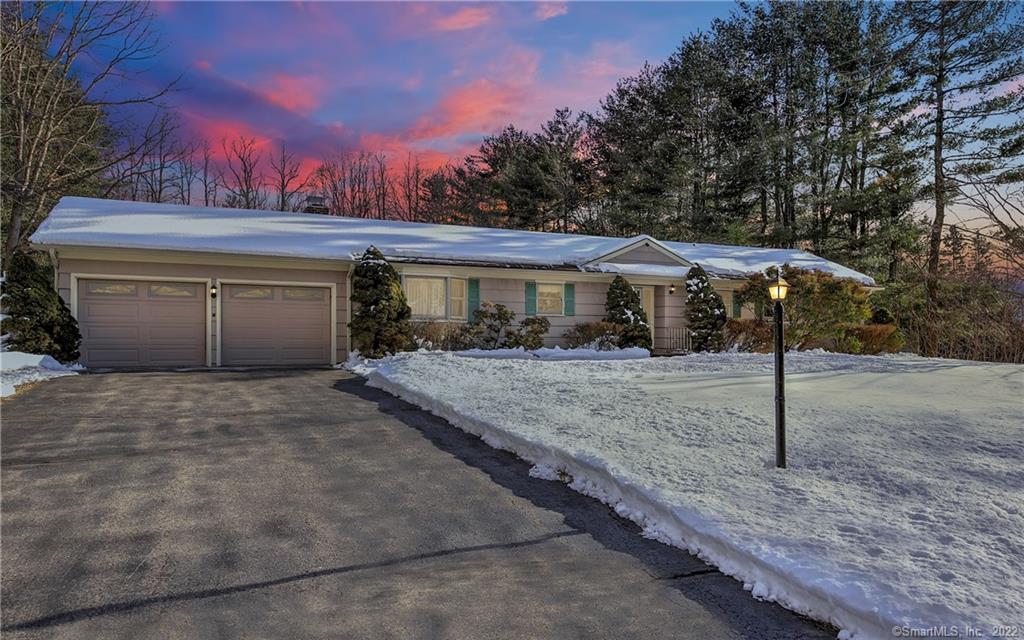 21 Oxen Hill Road Trumbull, CT 06611 - Photo 1 of 1 Gallery Image 1