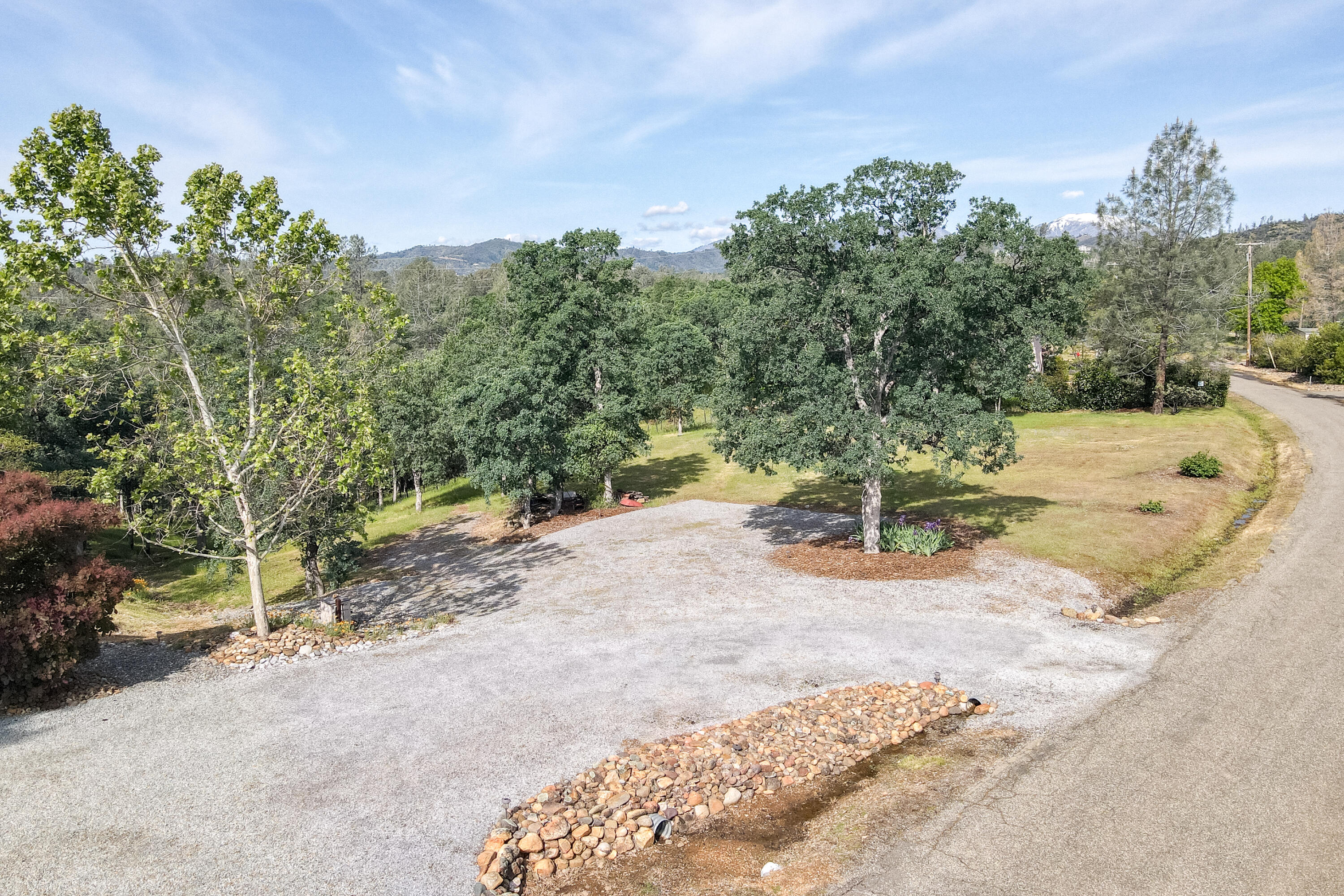 16671 Power Line Road Redding, CA 96001 - Photo 76 of 105 Circle drive