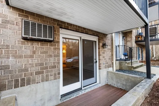 $2,400 | 610 South Franklin Street, Unit C101, Holbrook, MA 02343