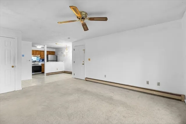 $2,400 | 610 South Franklin Street, Unit C101, Holbrook, MA 02343