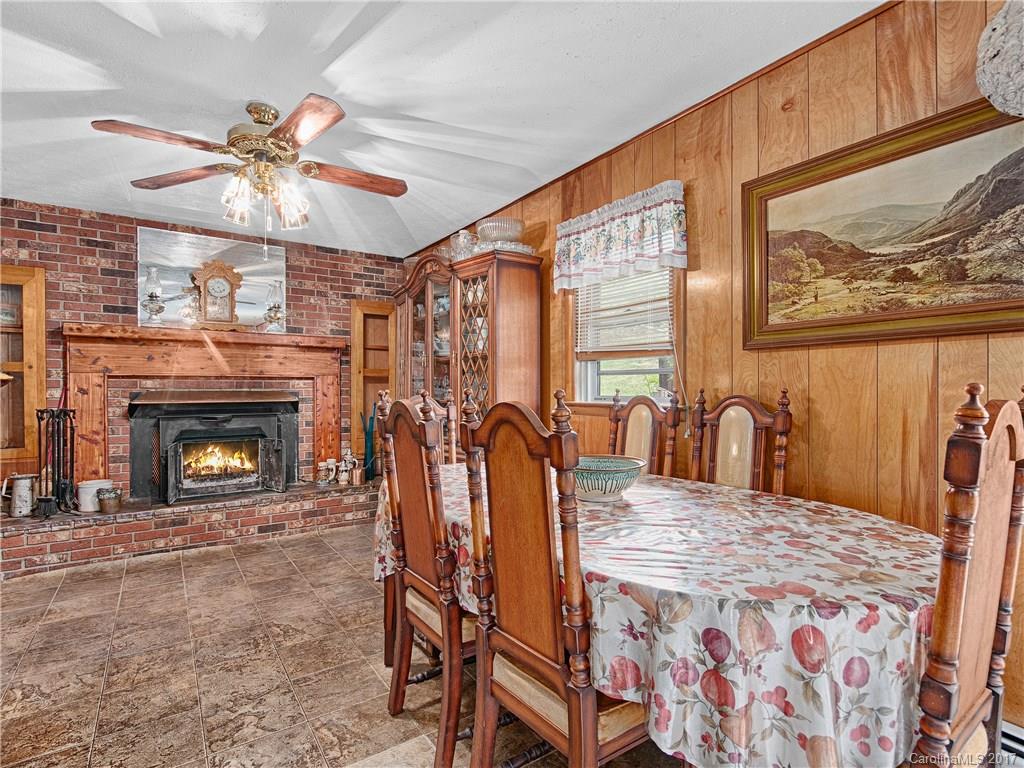 1202 Chambers Mountain Road Clyde, NC 28721 - Photo 6 of 12