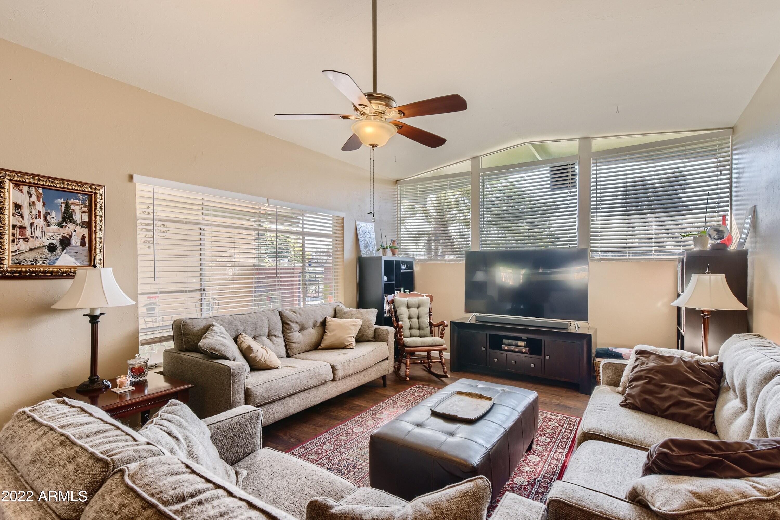 4102 East Granada Road Phoenix, AZ 85008 - Photo 8 of 28 08 Living Room