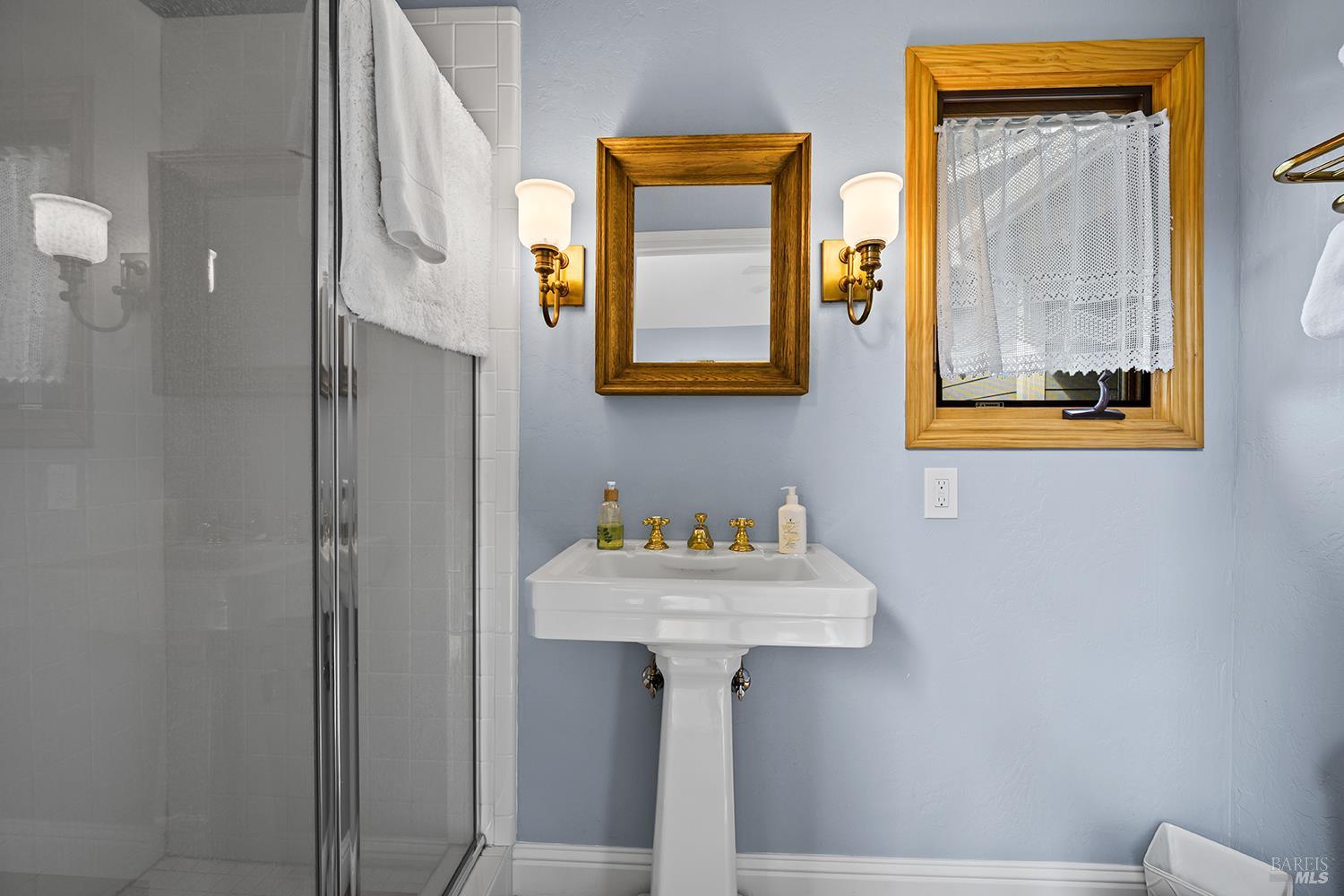 2585 Marra Road Occidental, CA 95465 - Photo 46 of 58 Full bathroom off of the detached guest room.