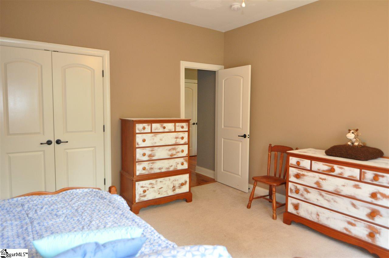 205 Quercus Run Fountain Inn, SC 29644 - Photo 18 of 33