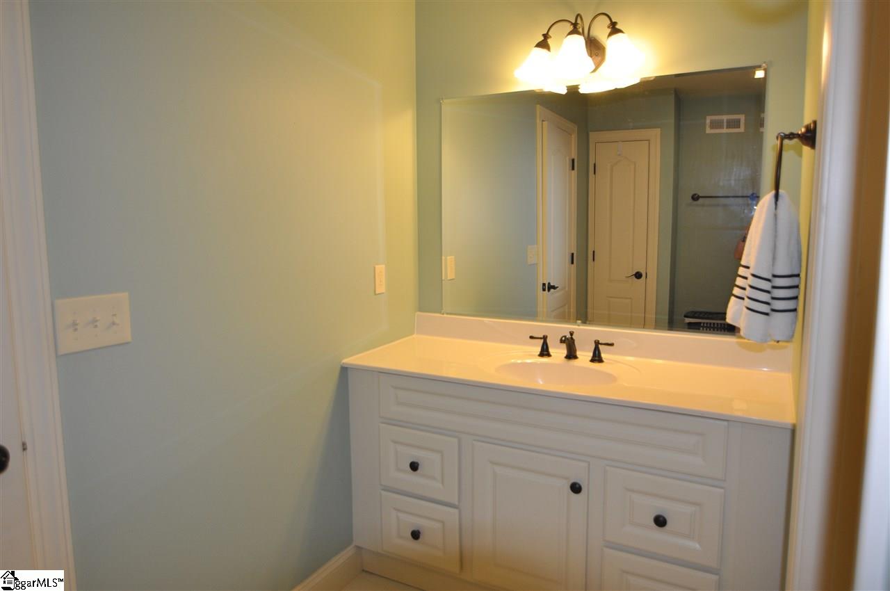 205 Quercus Run Fountain Inn, SC 29644 - Photo 25 of 33