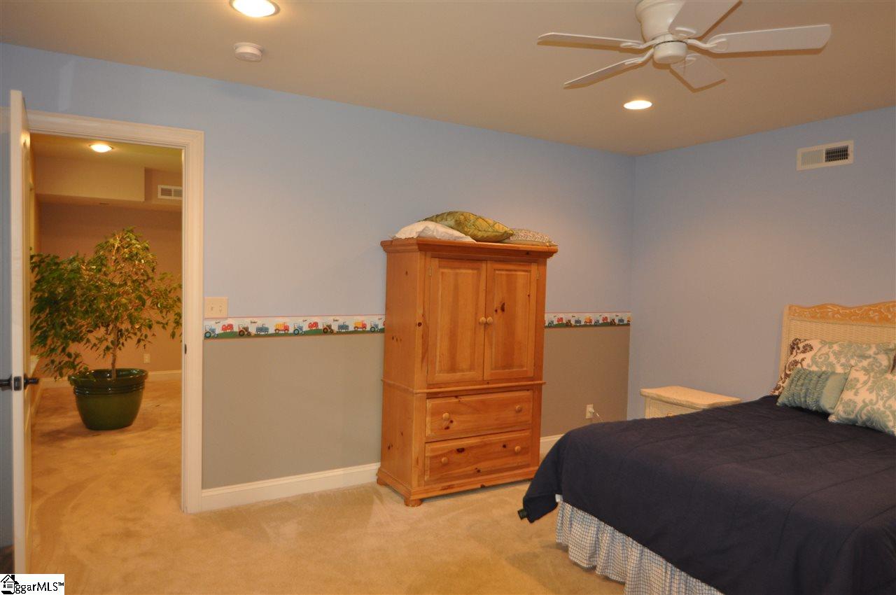 205 Quercus Run Fountain Inn, SC 29644 - Photo 26 of 33