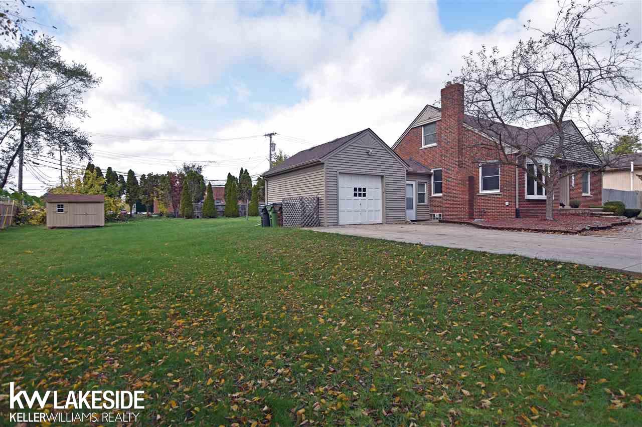 47095 Greenview Road Utica, MI 48317 - Photo 13 of 19