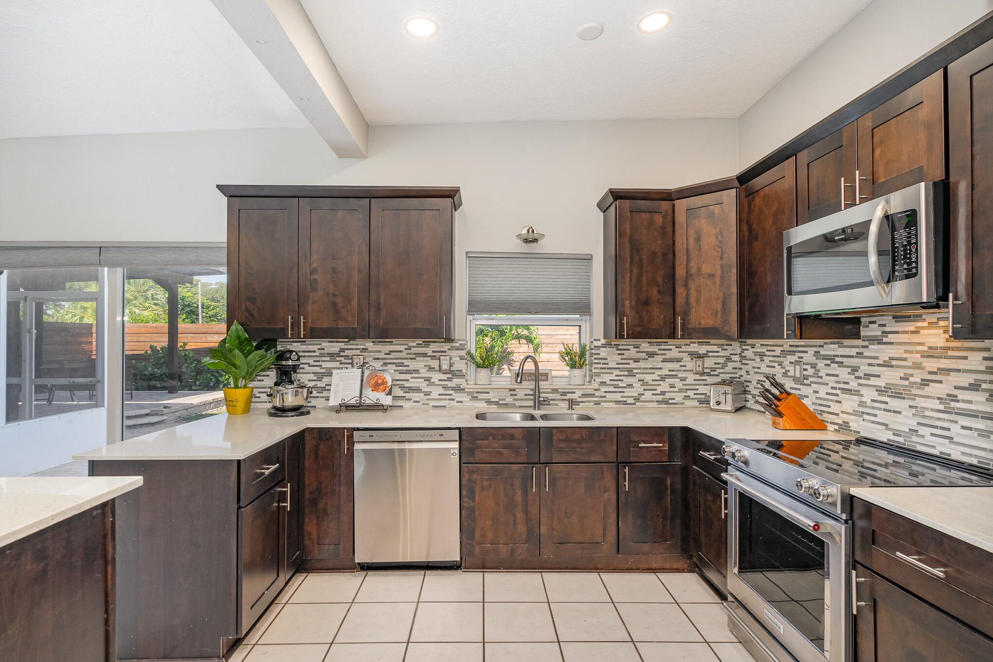 942 Bali Road Cocoa Beach, FL 32931 - Photo 7 of 29 942 Bali Road, Cocoa Beach, FL