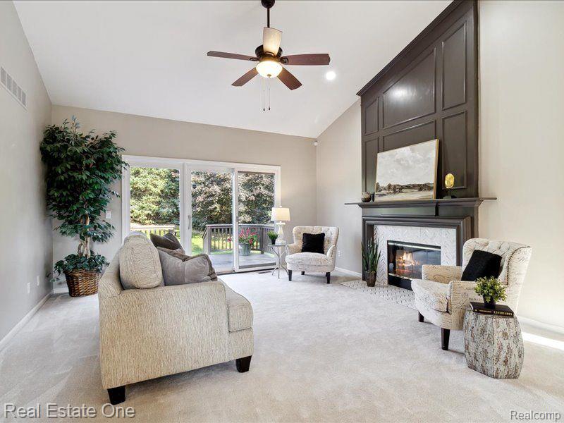 1510 Ford Court Rochester, MI 48306 - Photo 8 of 42