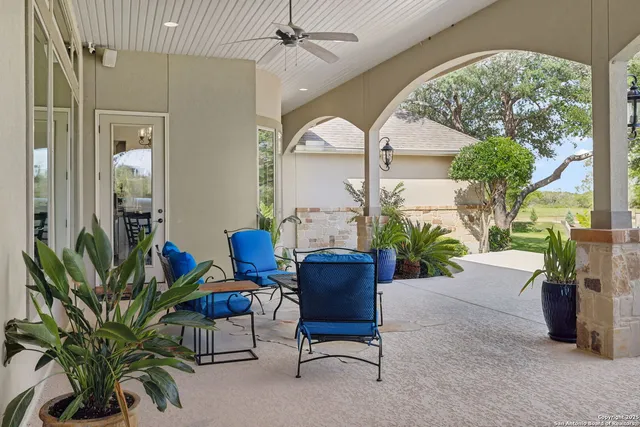 $1,300,000 | 1994 Farm To Market Road 3006, Pleasanton, TX 78064