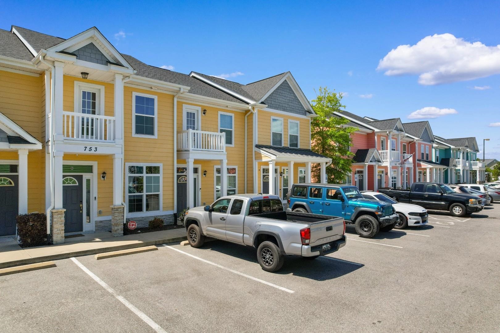 753 Moen Place, Unit B Myrtle Beach, SC 29577 - Photo 3 of 40