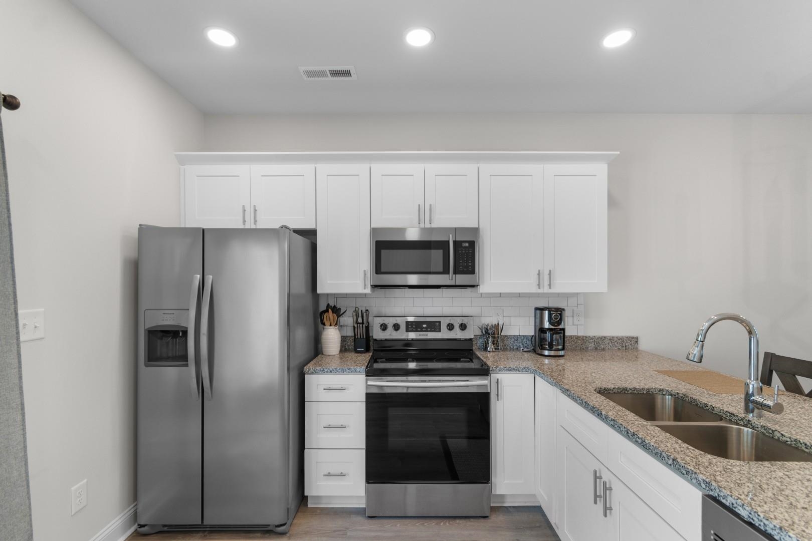 753 Moen Place, Unit B Myrtle Beach, SC 29577 - Photo 9 of 40