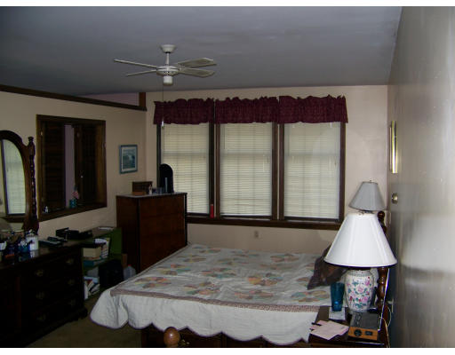 211 Turnpike Road Montague, MA 01376 - Photo 5 of 8 Gallery Image 5