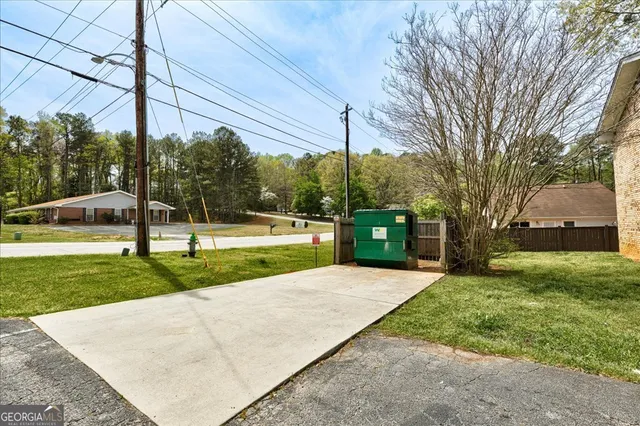 $1,135 | 111 West Burke Street, Unit C1, Stockbridge, GA 30281