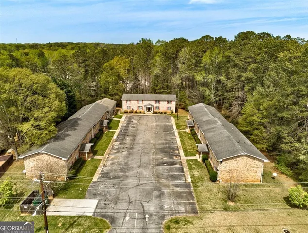 $1,135 | 111 West Burke Street, Unit C1, Stockbridge, GA 30281