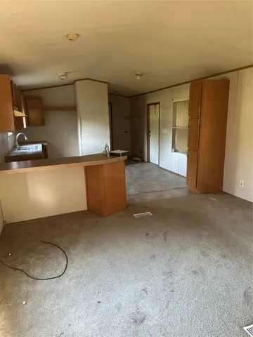 a view of a storage & utility room