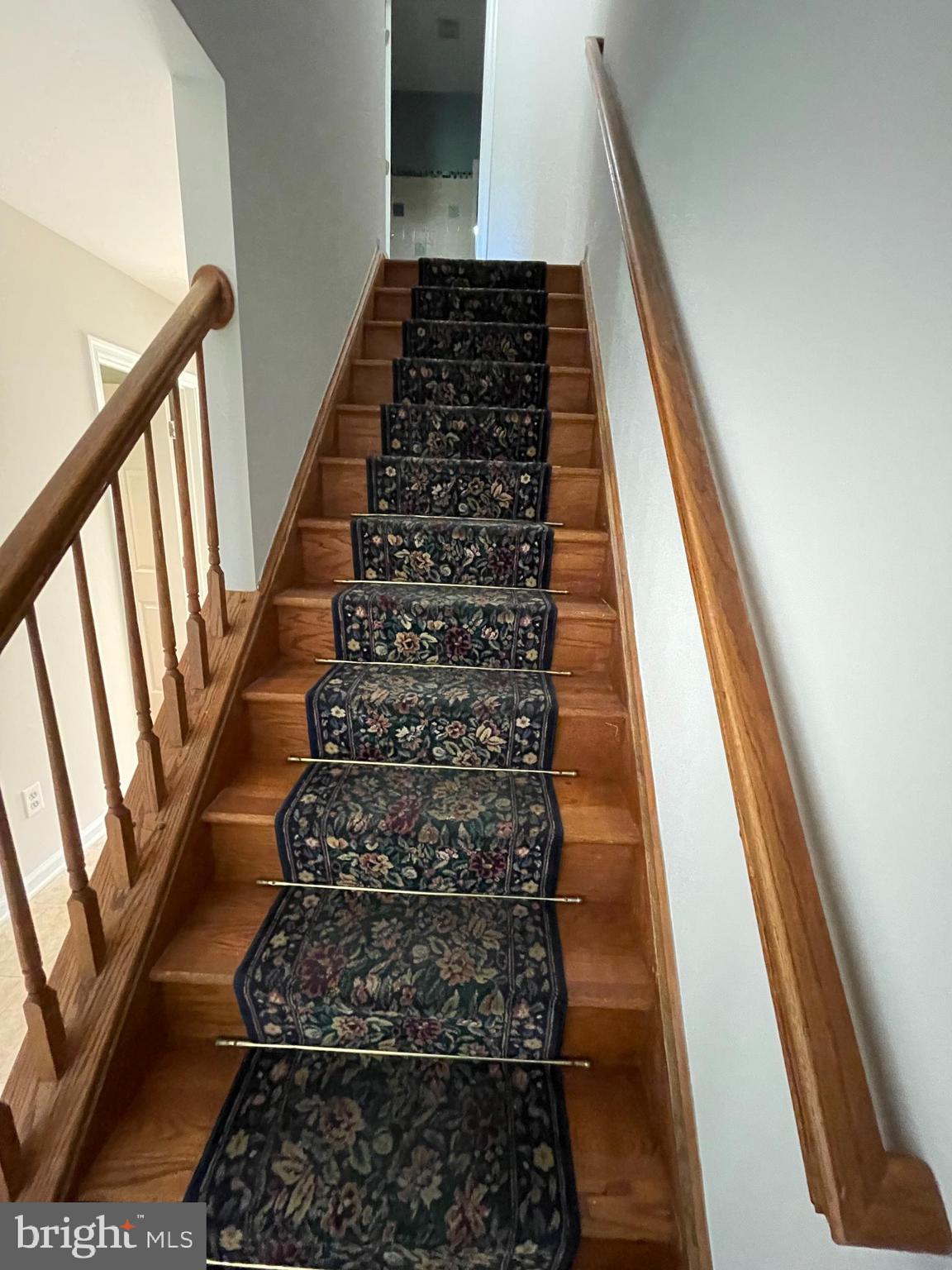 6375 Waterloo Road Elkridge, MD 21075 - Photo 7 of 18 a view of entryway