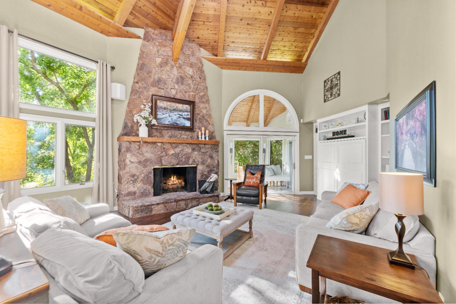 4255 Greenvale Road Fair Oaks, CA 95628 - Photo 11 of 98