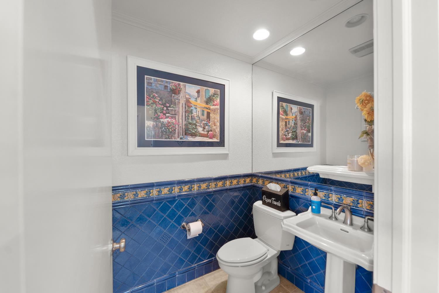 4255 Greenvale Road Fair Oaks, CA 95628 - Photo 23 of 98