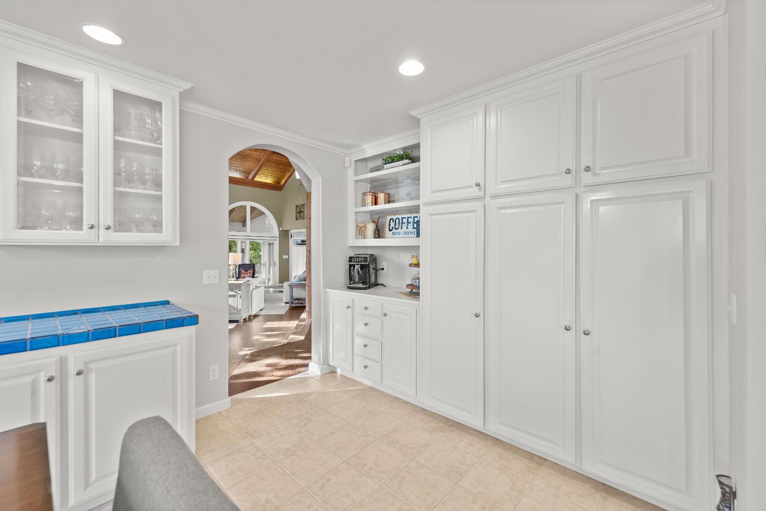 4255 Greenvale Road Fair Oaks, CA 95628 - Photo 24 of 98