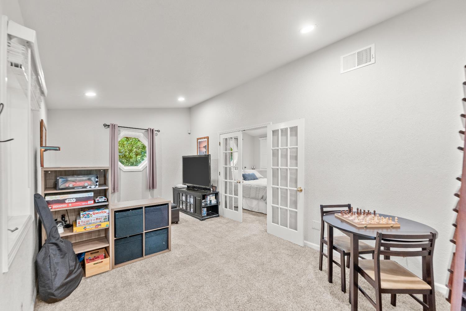 4255 Greenvale Road Fair Oaks, CA 95628 - Photo 32 of 98