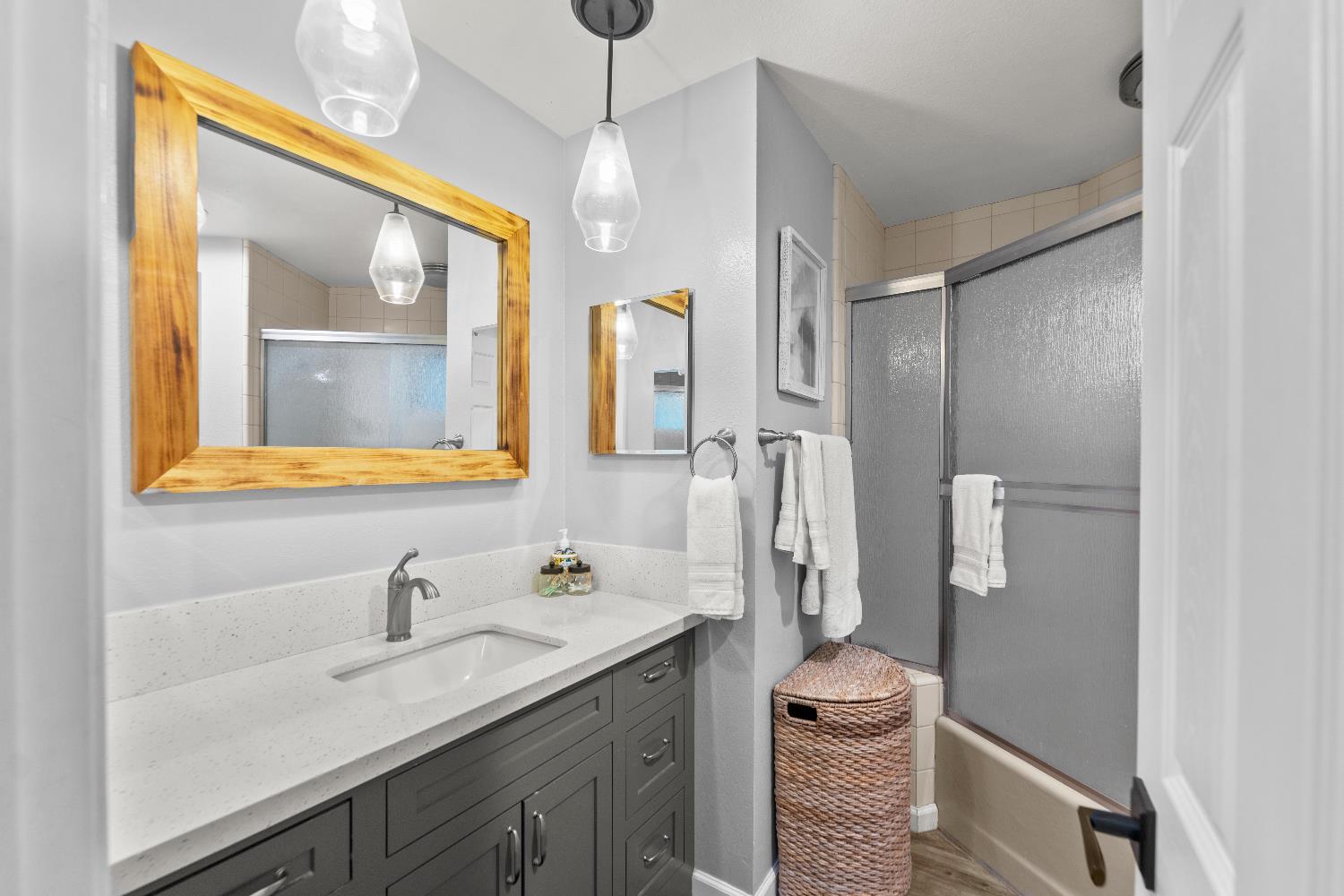 4255 Greenvale Road Fair Oaks, CA 95628 - Photo 43 of 98