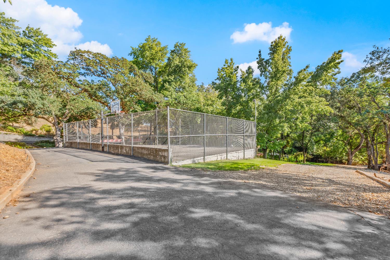 4255 Greenvale Road Fair Oaks, CA 95628 - Photo 77 of 98