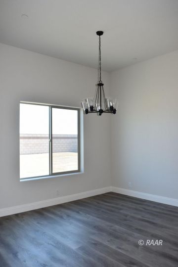 140 Rainshadow Court Ridgecrest, CA 93555 - Photo 12 of 35 Gallery Image 12
