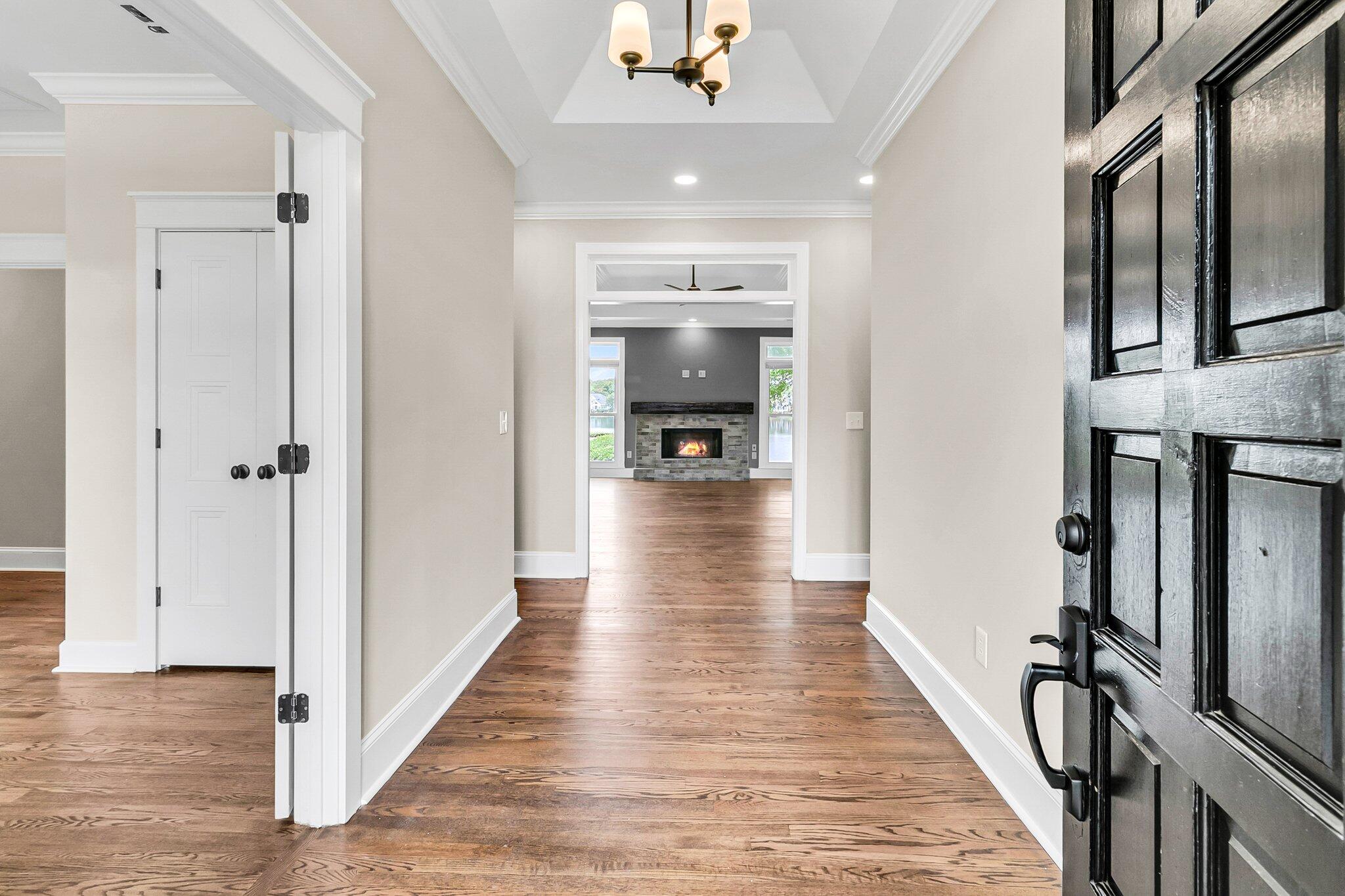 1341 Topsail Court Mount Pleasant, SC 29464 - Photo 4 of 105 Welcome!