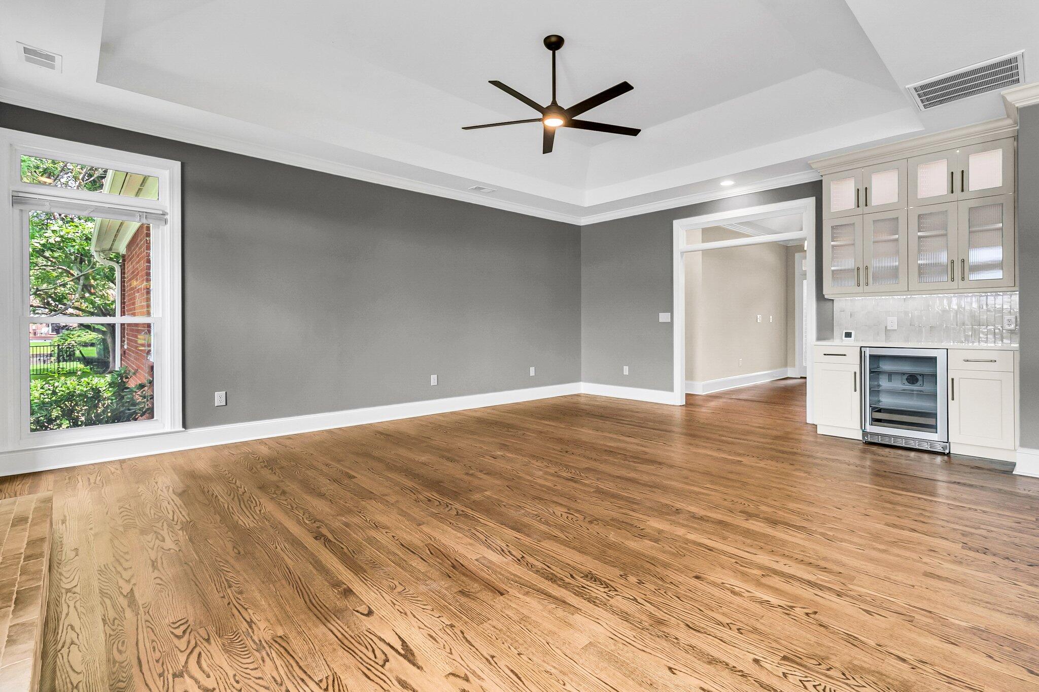 1341 Topsail Court Mount Pleasant, SC 29464 - Photo 9 of 105 High ceilings