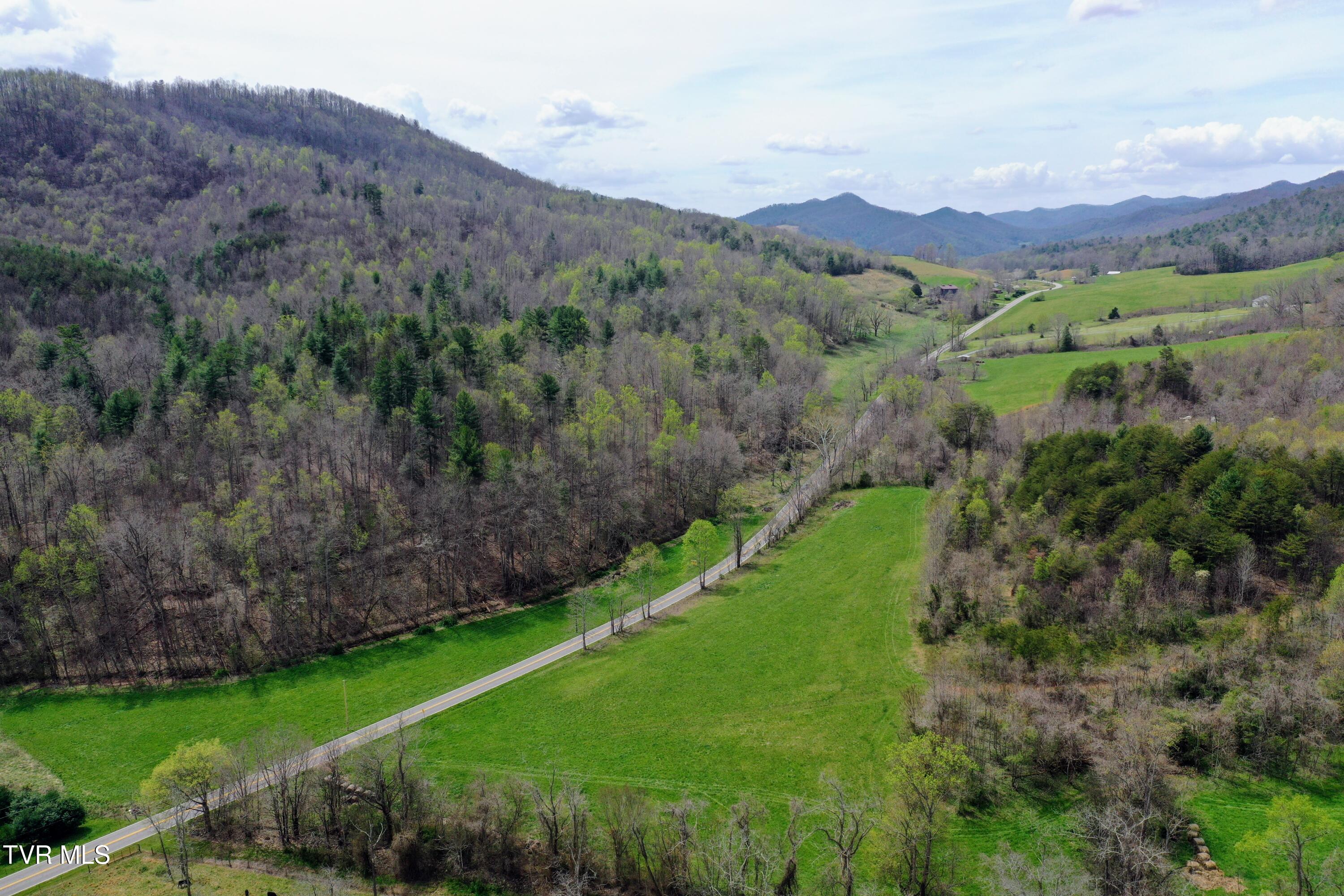 3b Rd Greeneville Tn 37743 Road Greeneville, TN 37743 - Photo 23 of 25 IMG_002