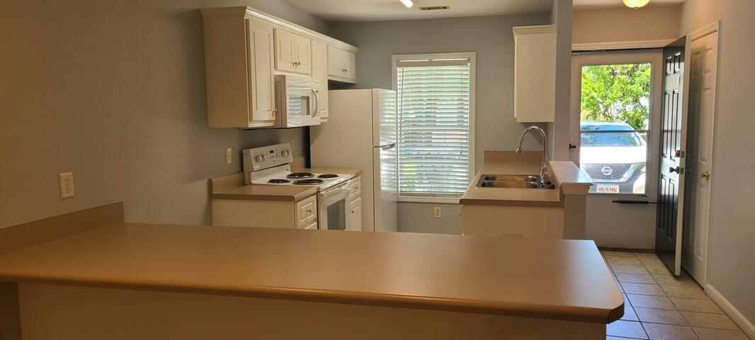 5018 Wheeler Lake Road Augusta, GA 30909 - Photo 2 of 10 wl kitch