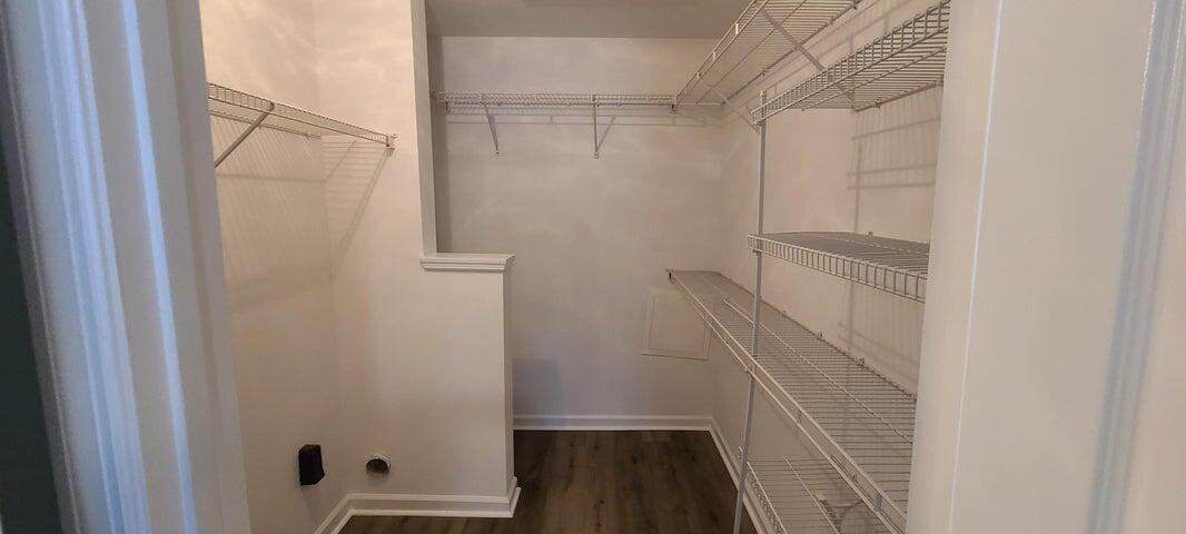5018 Wheeler Lake Road Augusta, GA 30909 - Photo 7 of 10 wl laundry closet