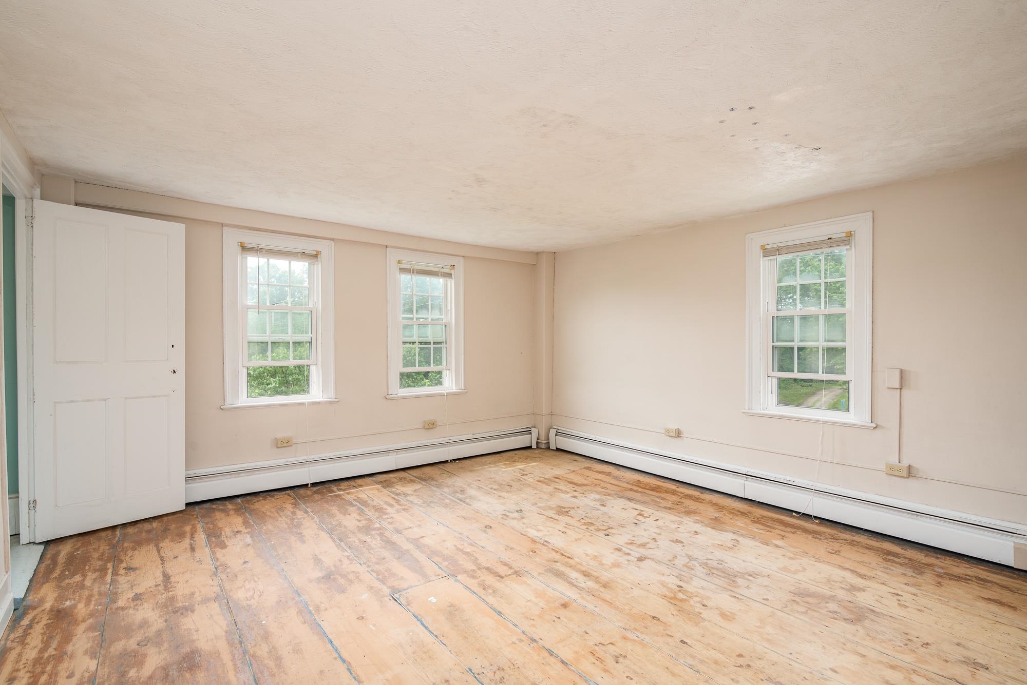 284 Dover Point Road Dover, NH 03820 - Photo 16 of 40