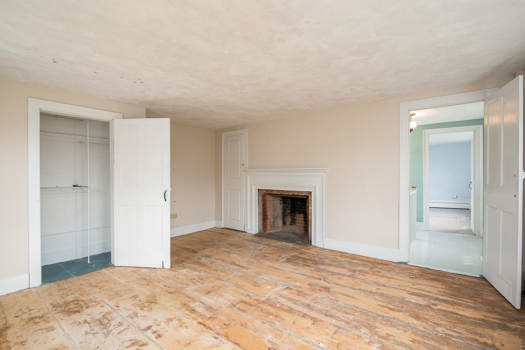 284 Dover Point Road Dover, NH 03820 - Photo 17 of 40