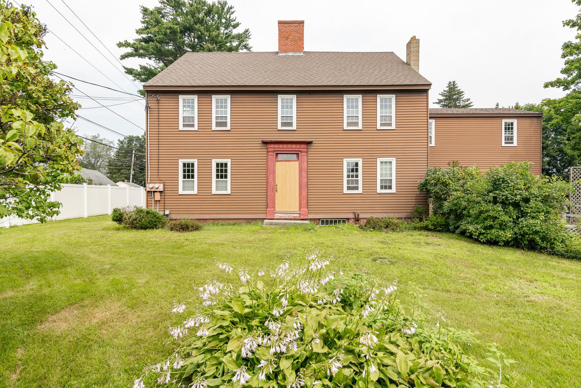 284 Dover Point Road Dover, NH 03820 - Photo 2 of 40