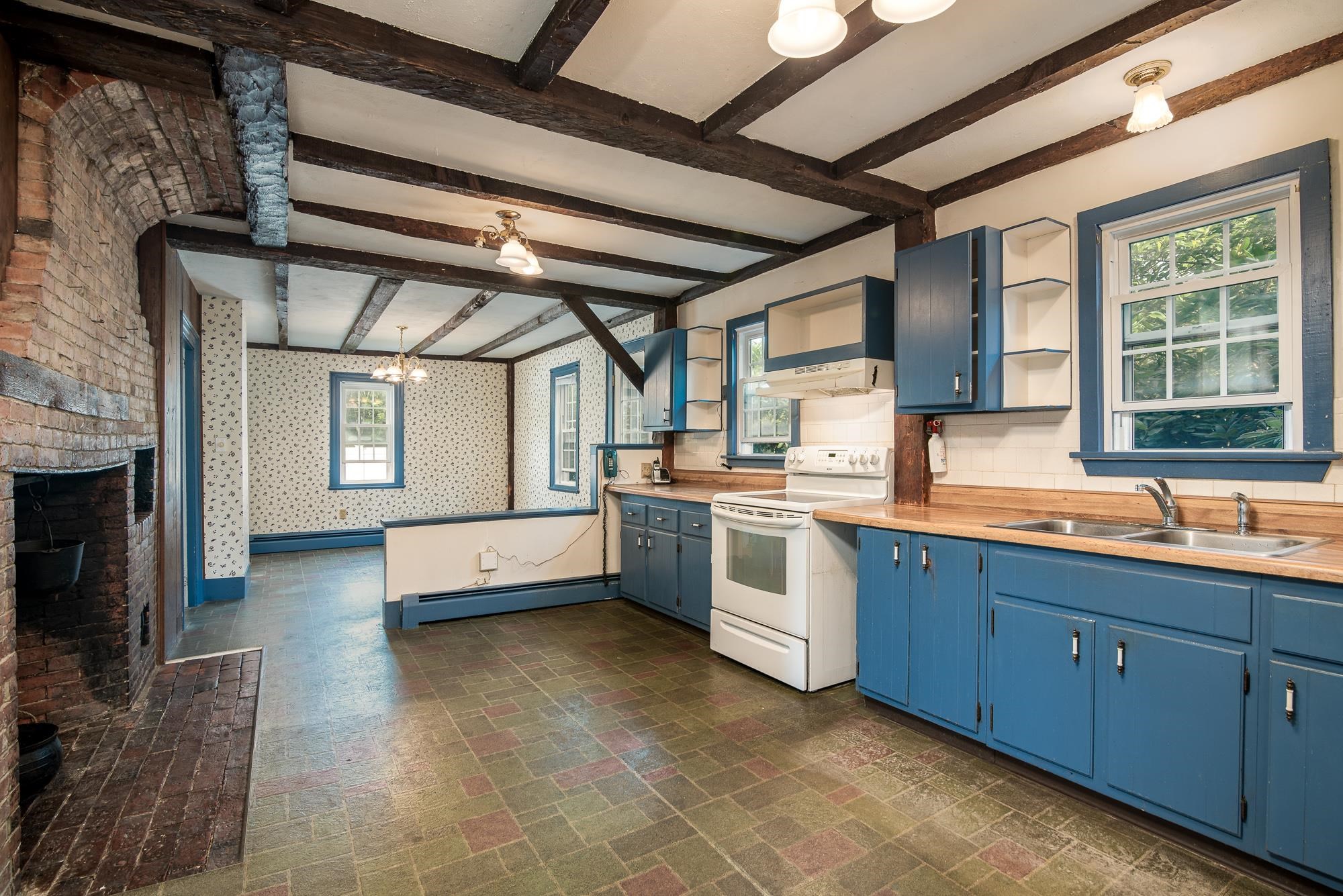 284 Dover Point Road Dover, NH 03820 - Photo 37 of 40