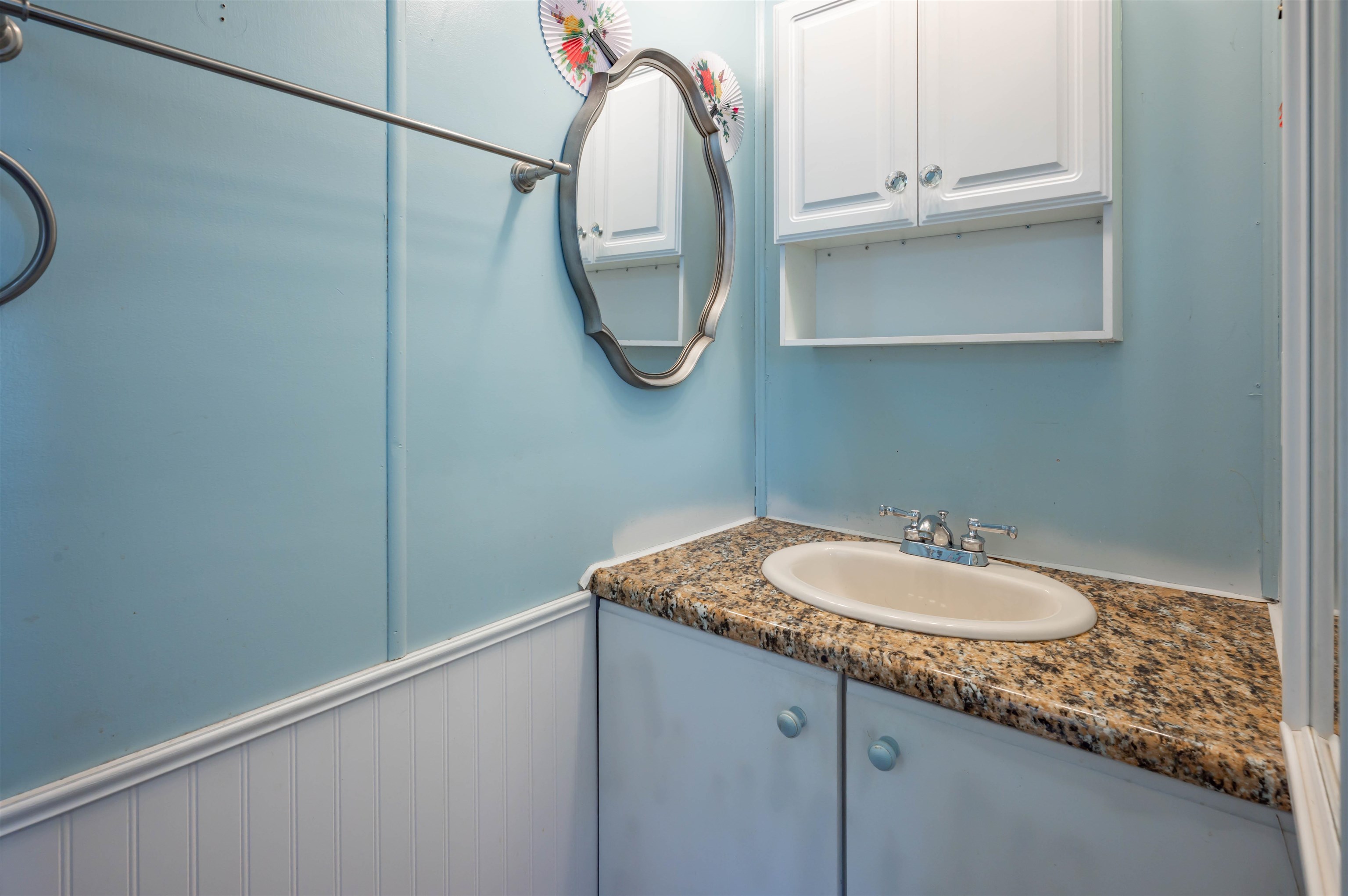 6 Embassy Avenue Hooksett, NH 03106 - Photo 28 of 40