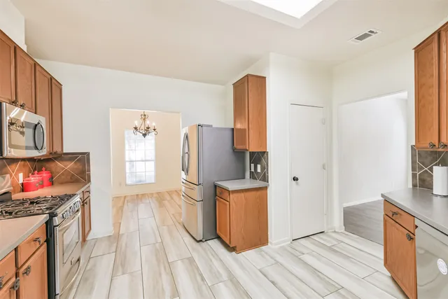 $330,000 | 18527 Grove Brook Lane, Cypress, TX 77429