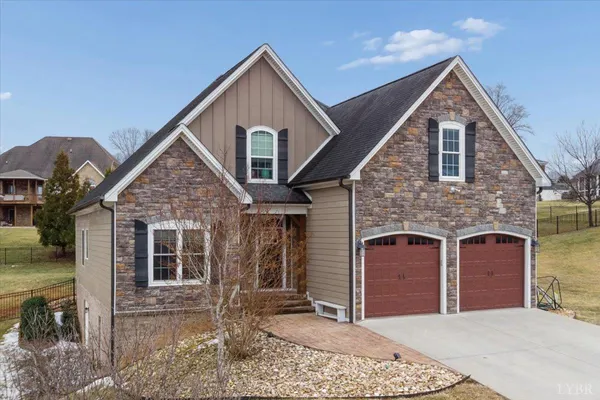 $684,999 | 1111 LeJack Circle, Forest, VA 24551