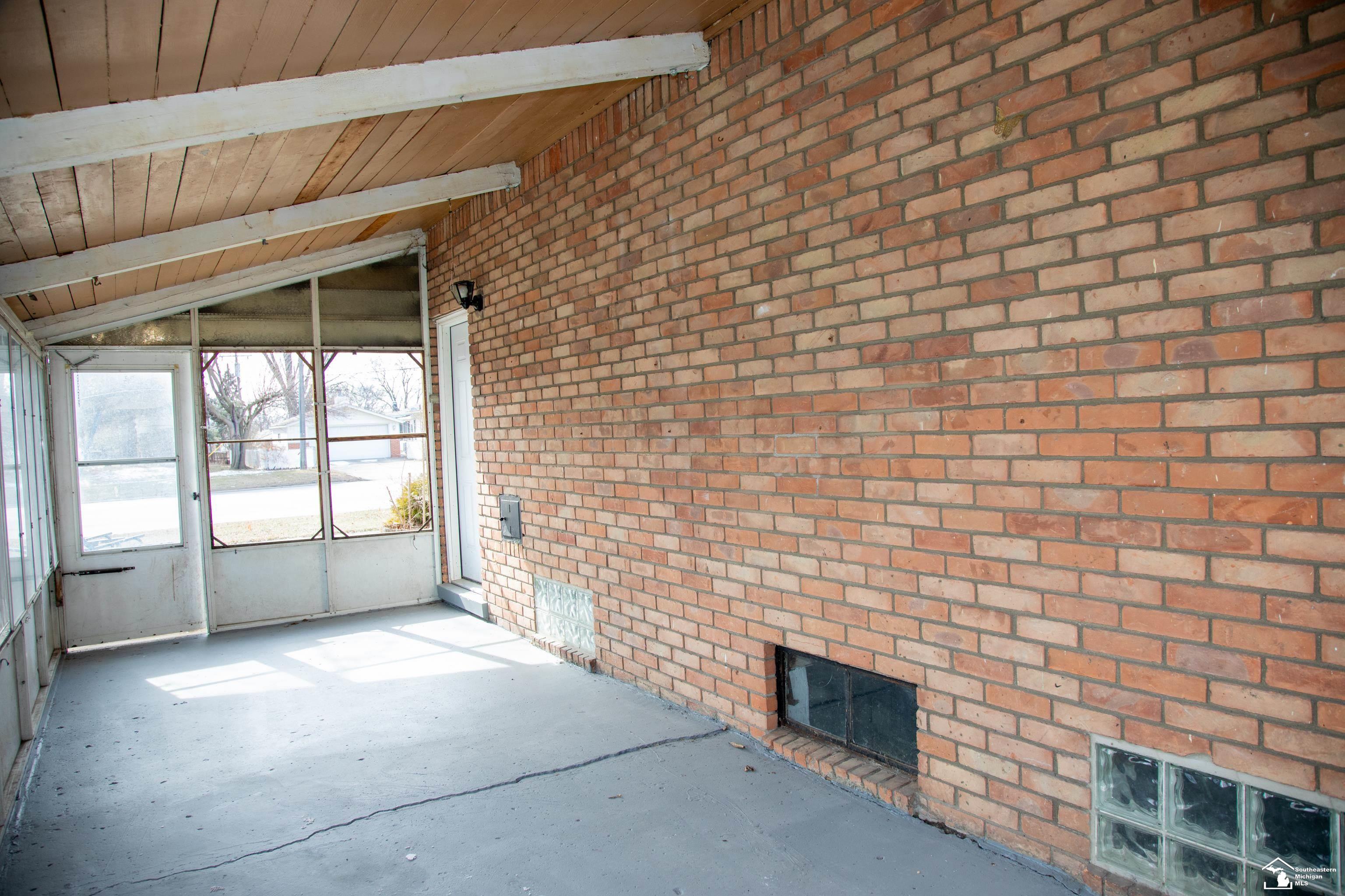 33618 Warren Road Westland, MI 48185 - Photo 10 of 47