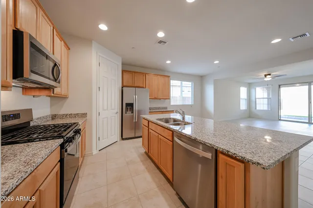 $2,600 | 13514 West Calle De Baca, Peoria, AZ 85383