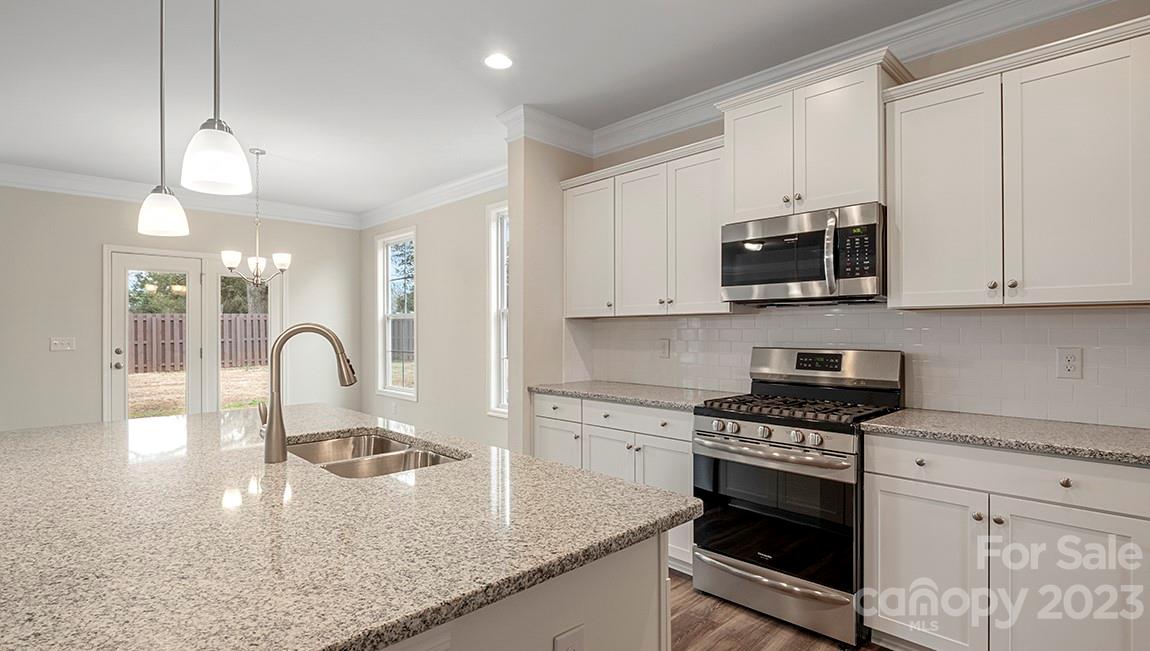 262 Fox Cove Road Mars Hill, NC 28754 - Photo 13 of 38 Gallery Image 13