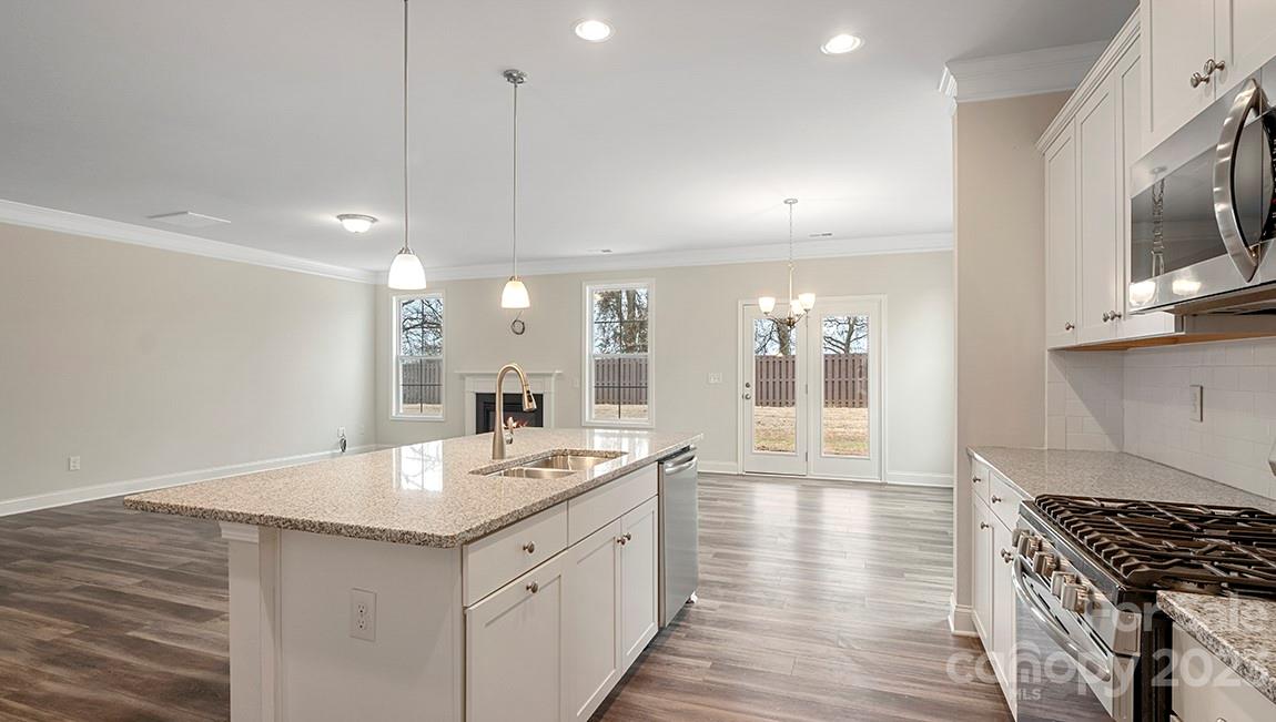 262 Fox Cove Road Mars Hill, NC 28754 - Photo 14 of 38 Gallery Image 14