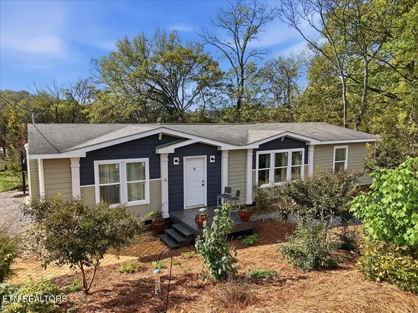 $449,999 | 340 Trigonia Road, Greenback, TN 37742